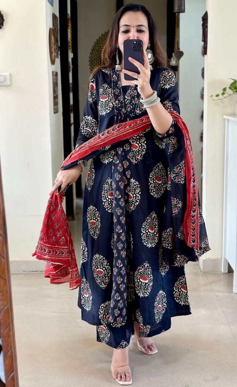 Anarkali Kurta set