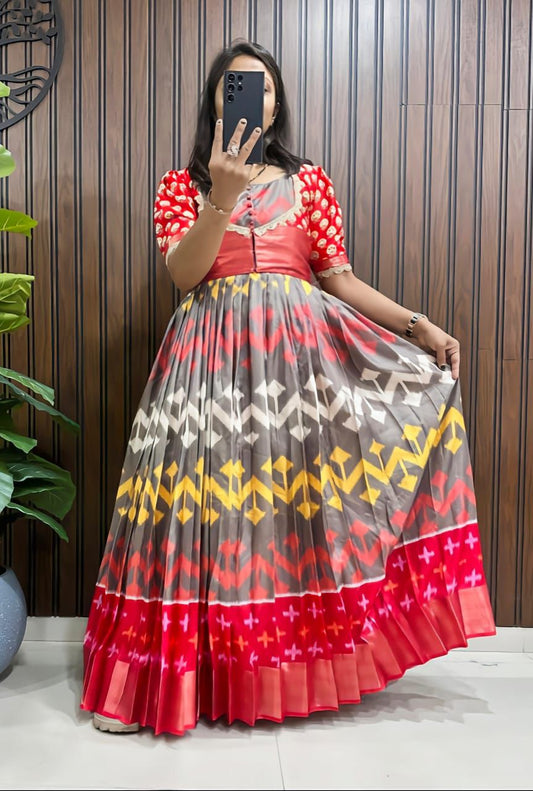 Gown Model dress