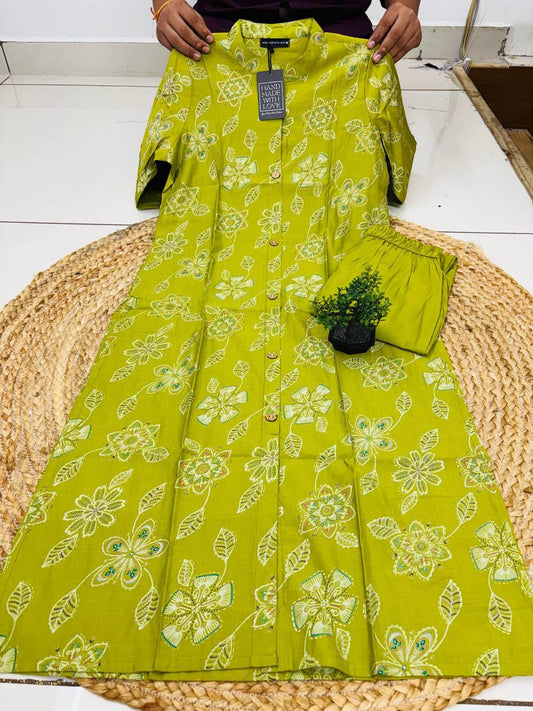 Kurthi with pant set
