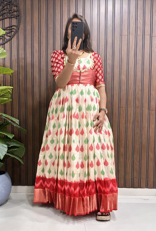 Gown Model dress