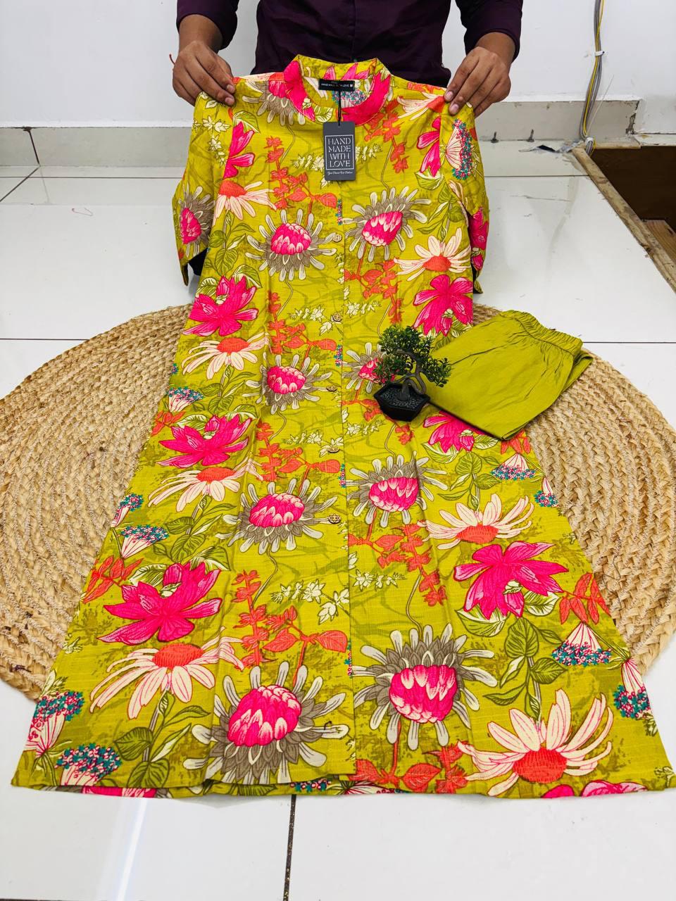 Kurthi with pant set